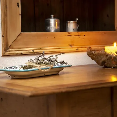 Cedavecia Oda ve Kahvaltı